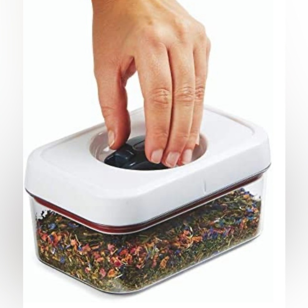 Zyliss Twist & Seal Storage Container